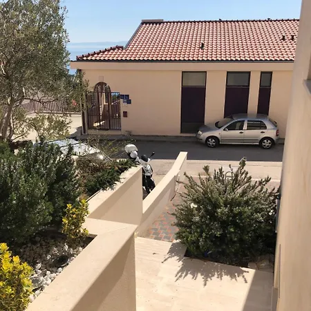 Lux Lara Apartment *